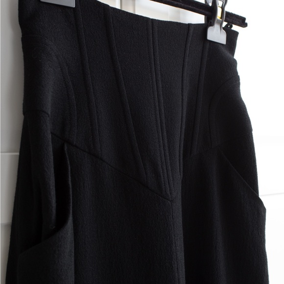 Iconic Chanel Vintage S/S 1995 Barbie Cropped Red Black 95P Jacket Skirt Suit - Picture 14 of 17